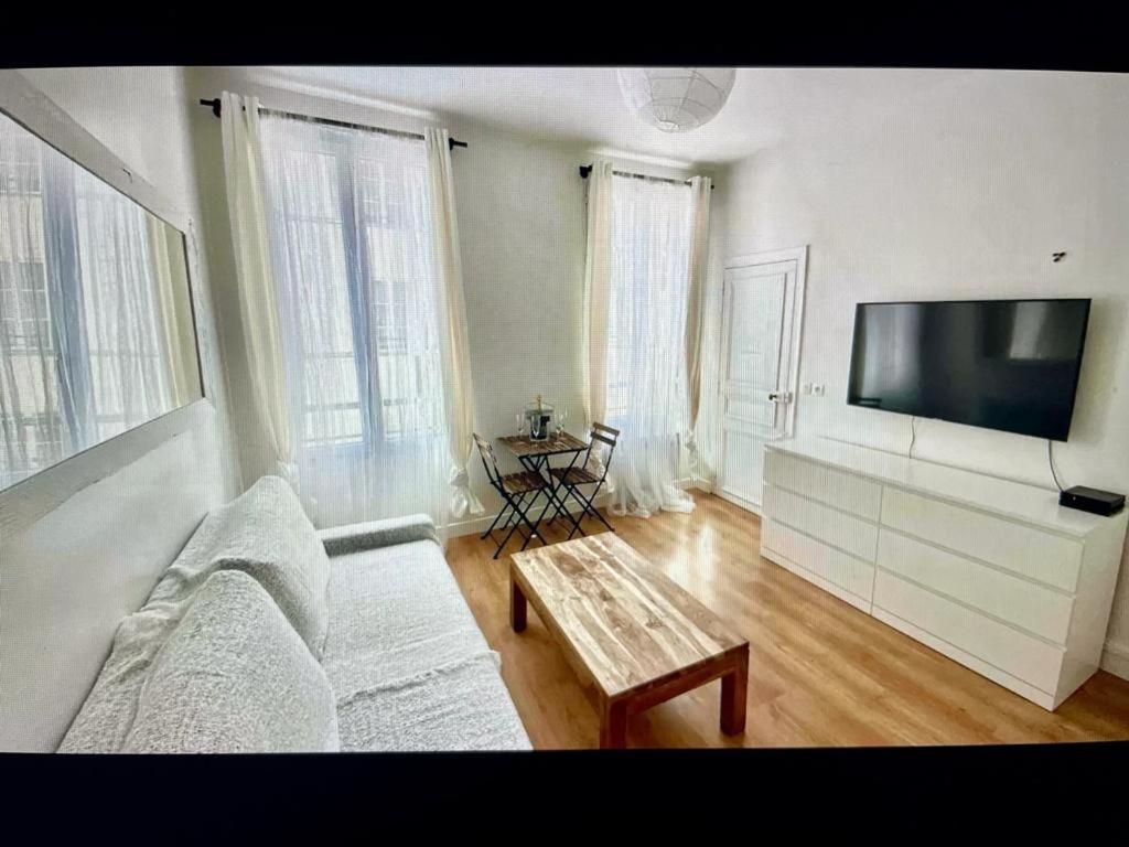 Cute One Bedroom In Le Marais 巴黎 外观 照片